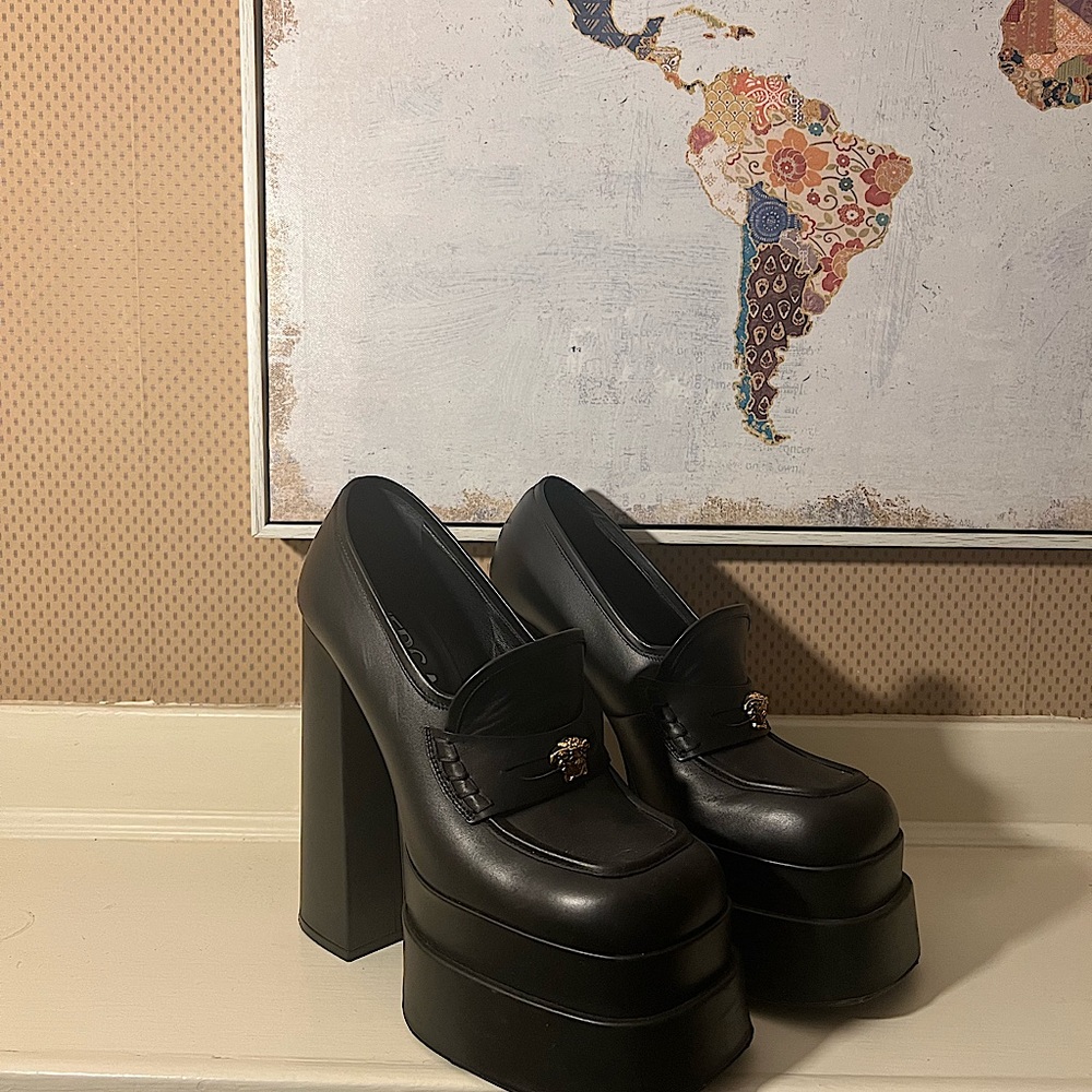 Versace AEVITAS PLATFORM LOAFERS